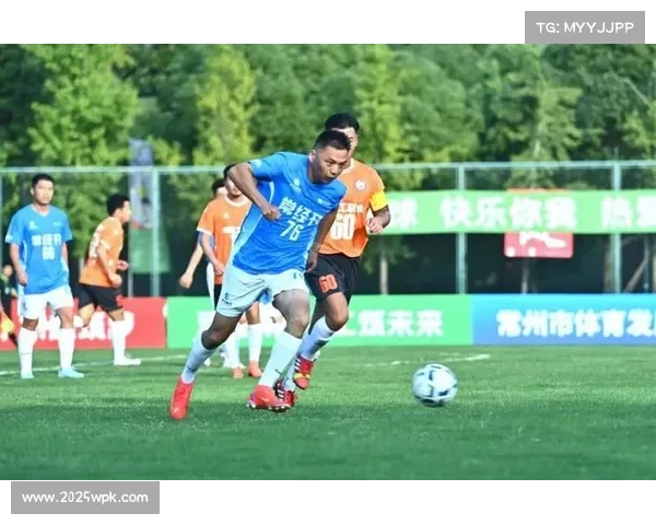 足球比赛中的天气与意外因素影响赛果